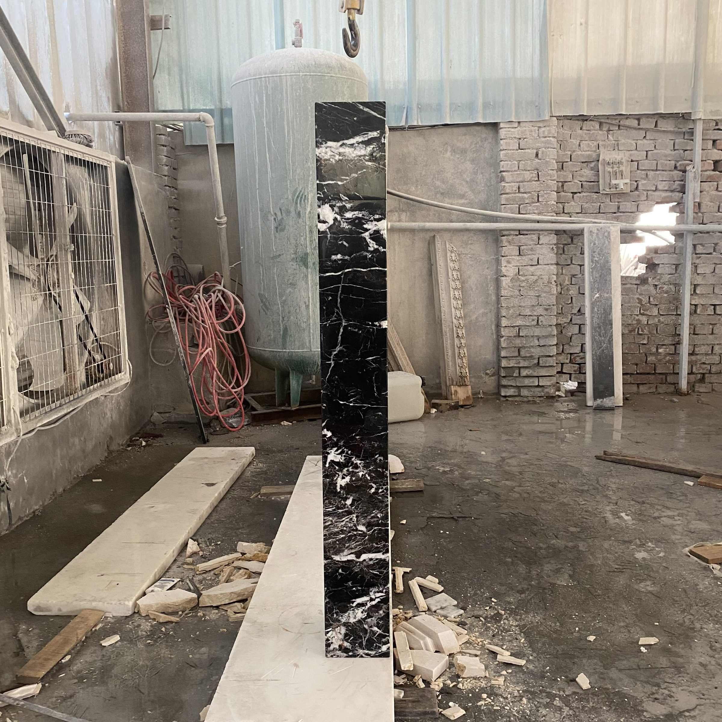 Nero Marquina black marble mantel for home decoration — image 7