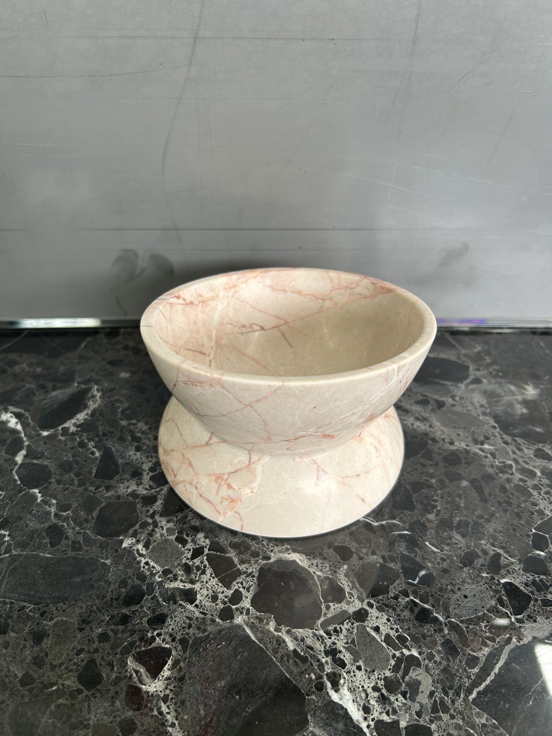 Marble pet bowl — reference — image 1
